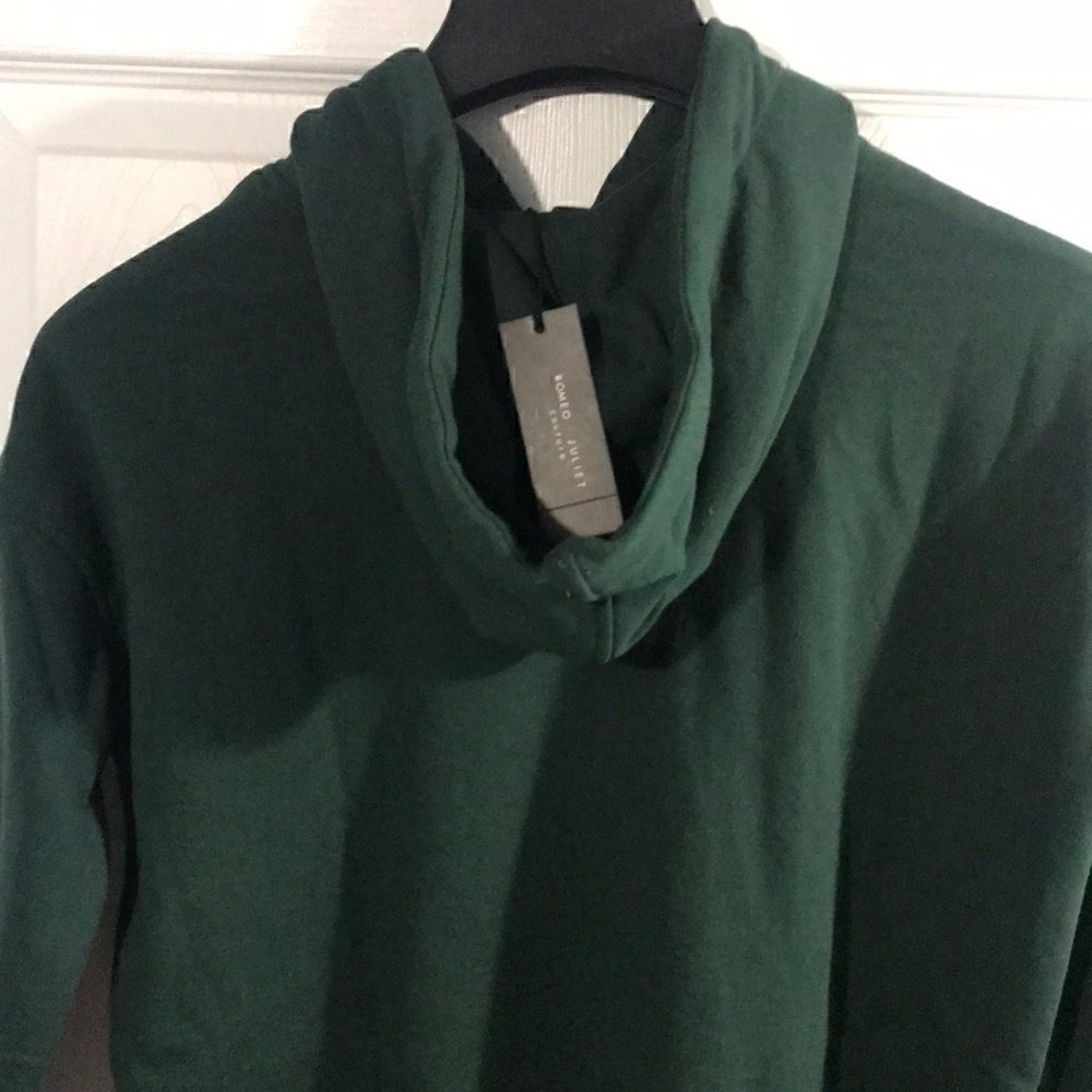 𝅺sweater sz Small - Picture 7 of 7